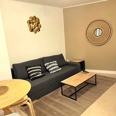 Casa Nemausa Nimes