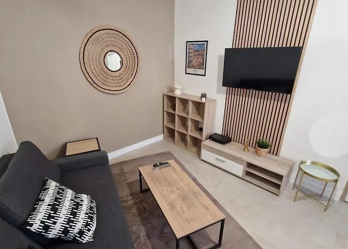 Casa Nemausa * Nimes